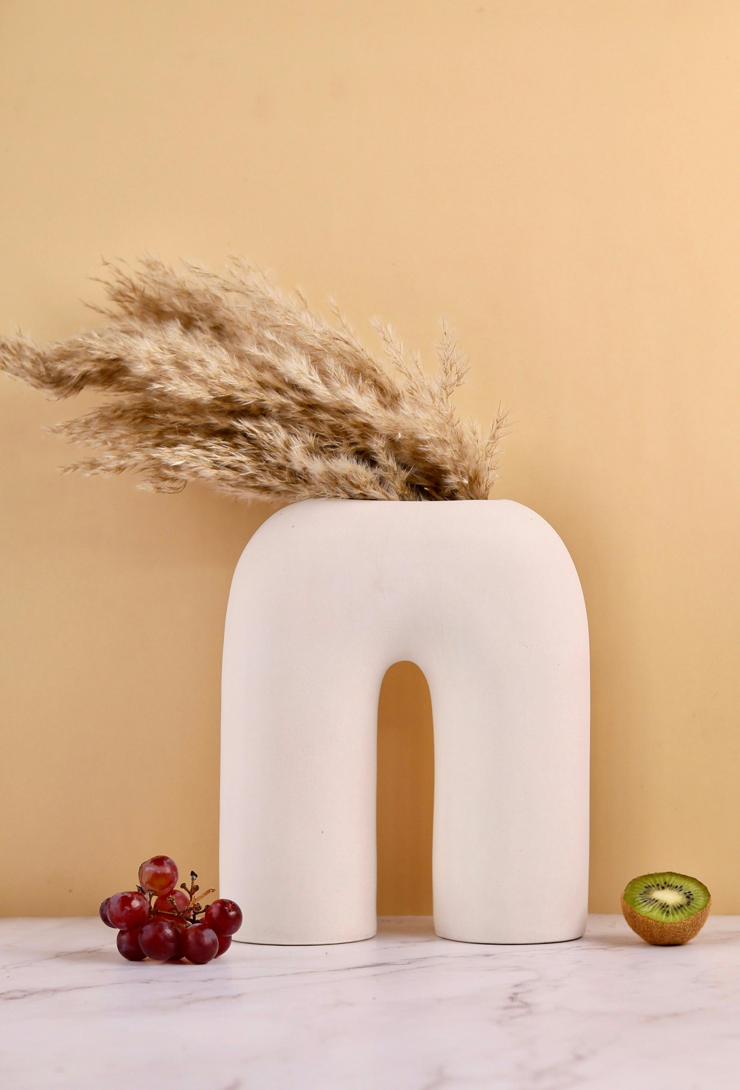 Apsida Arch Vase, a product by Olive Home accent