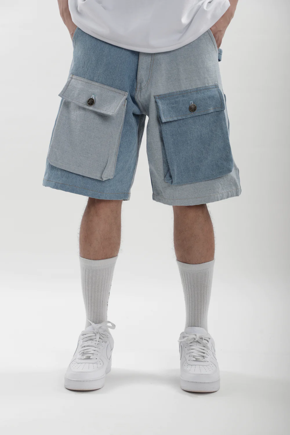Denim Carpenter Shorts, a product by TOFFLE