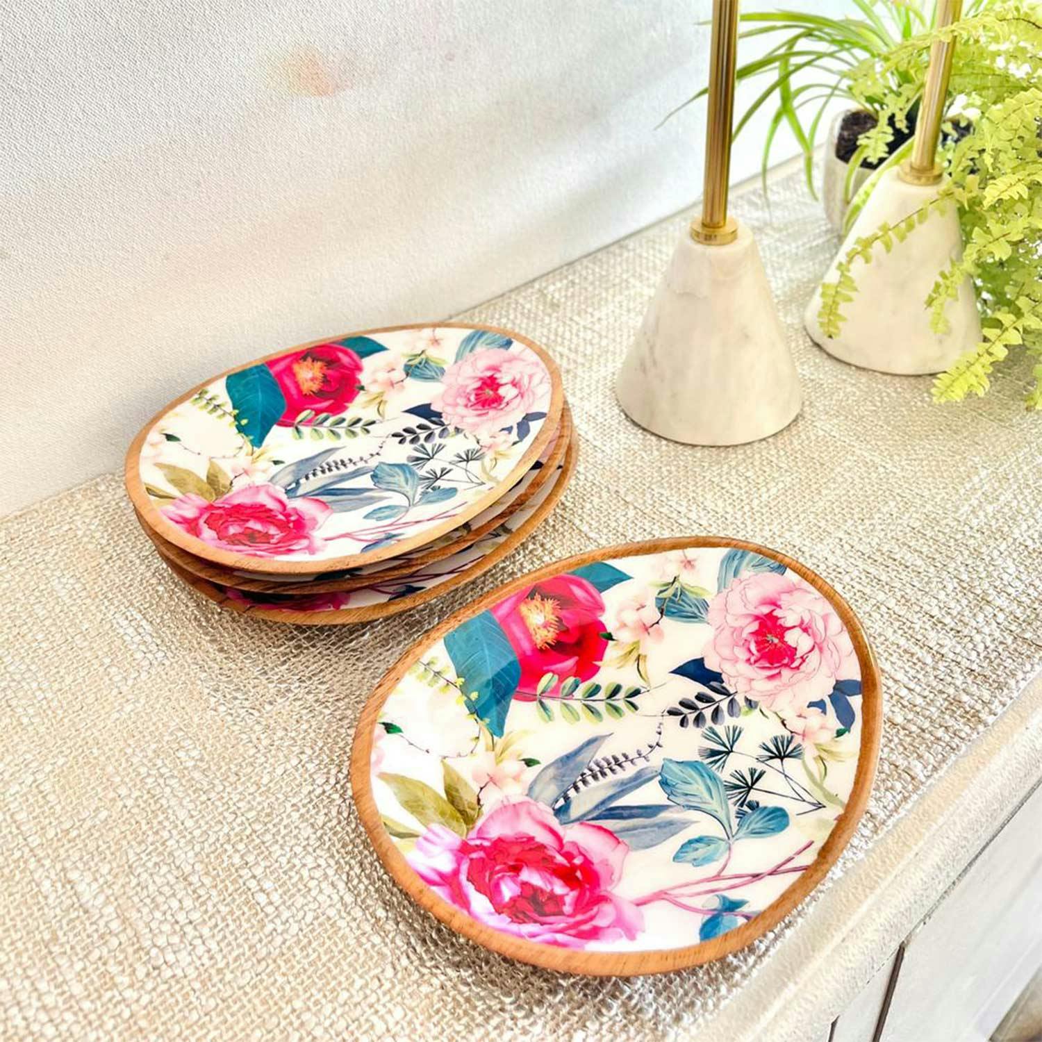 Mini Oval Plates, Set of 4 - Tudor Blooms, a product by Faaya Gifting