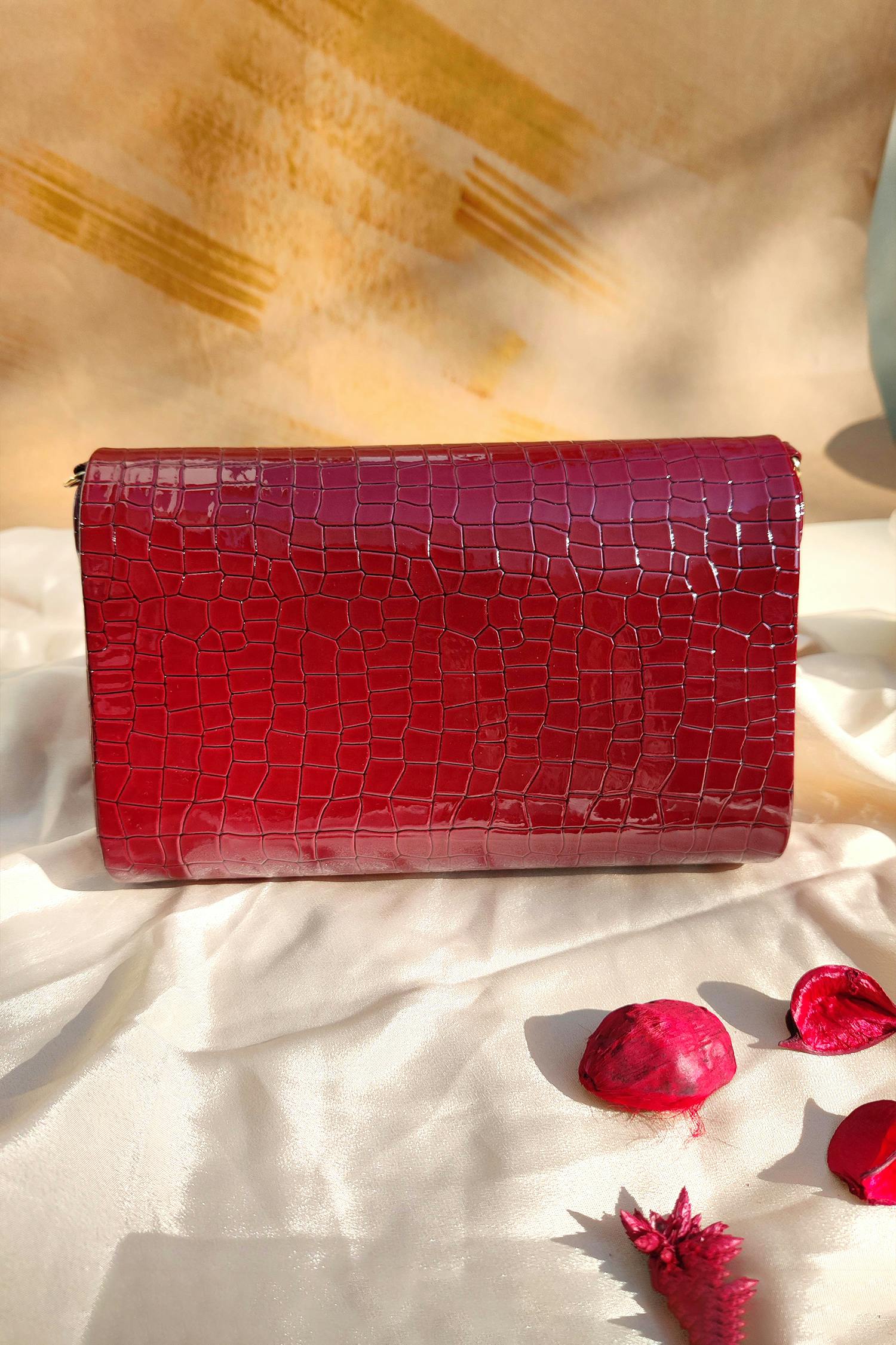 Thumbnail preview #2 for NOORIE Red Clutch