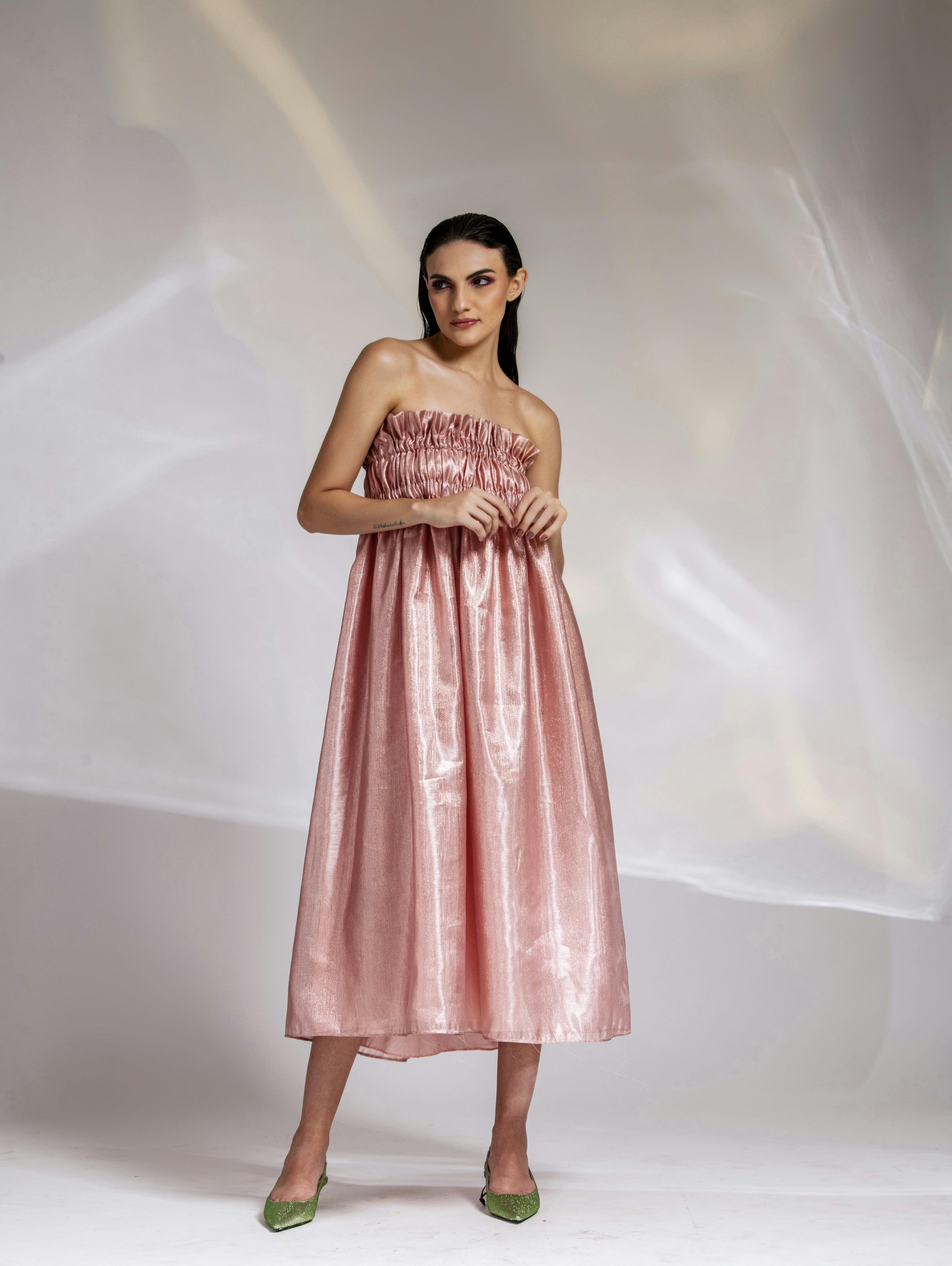 Ailli Midi Dress, a product by Shaalate