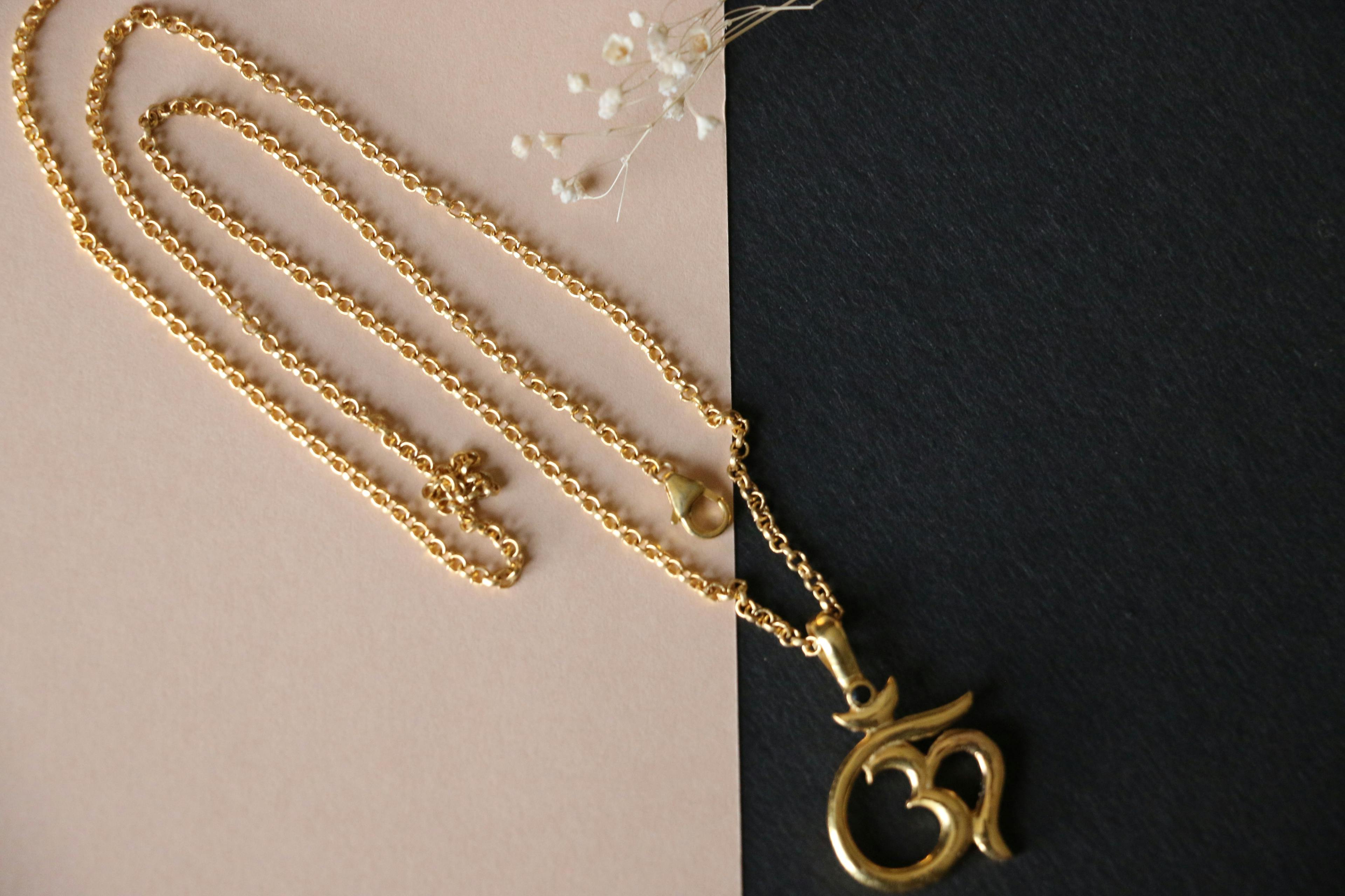 Thumbnail preview #1 for Om charm necklace