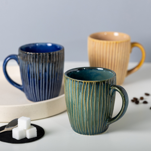 Blue Color Ceramic Coffee Mug with Striking Lines Design, a product by The Golden Theory