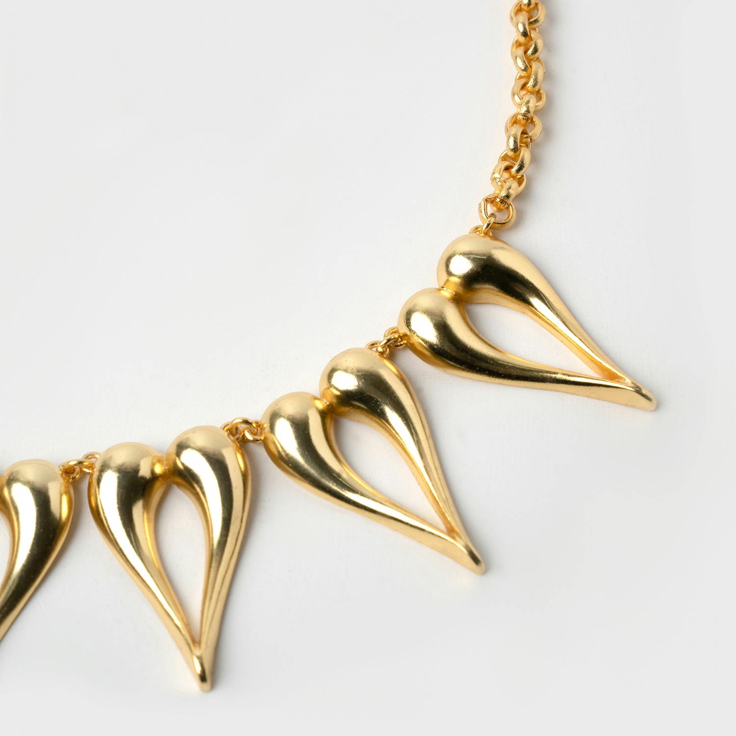 Thumbnail preview #1 for VENUS NECKLACE GOLD TONE 