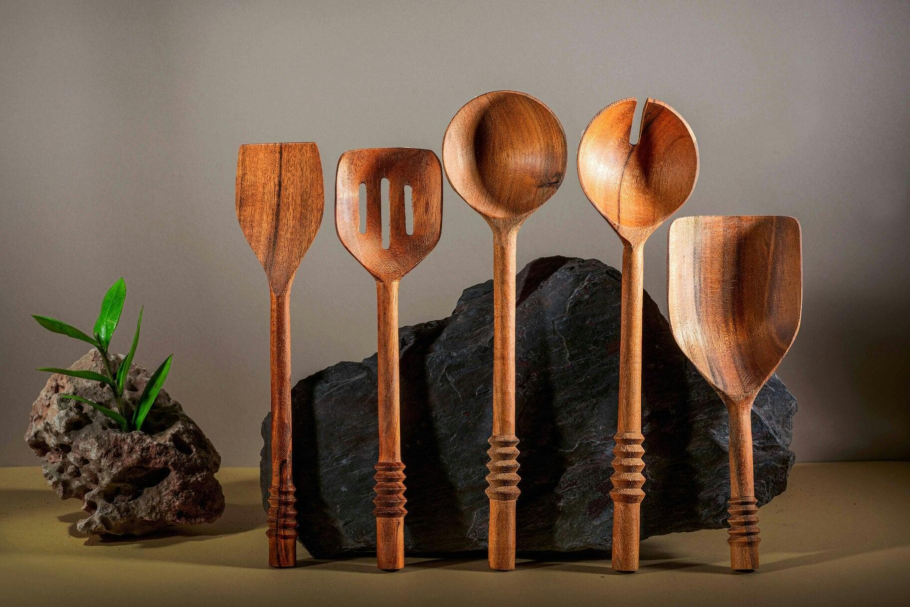 Garoh- Acacia Wood Cutlery Set | 5 Pieces, a product by Hello December