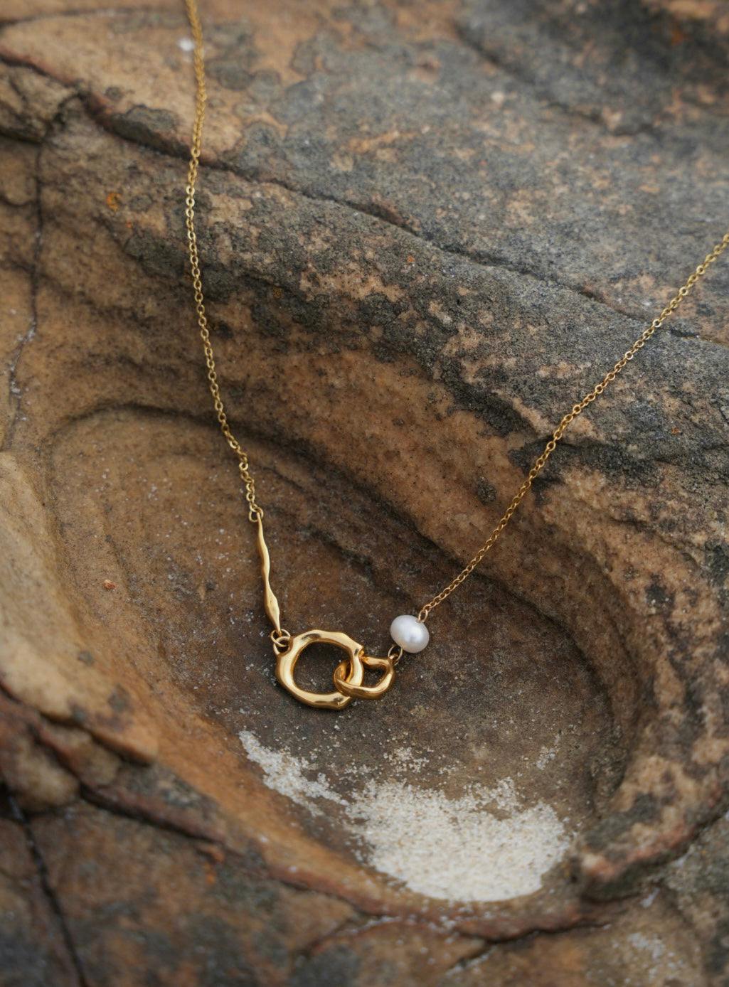 Thumbnail preview #2 for Aya Pearl Gold Pendant Necklace