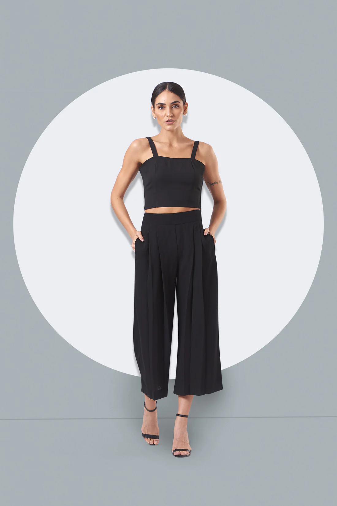 Fitted Cropped Top, a product by Pocketful Of Cherrie